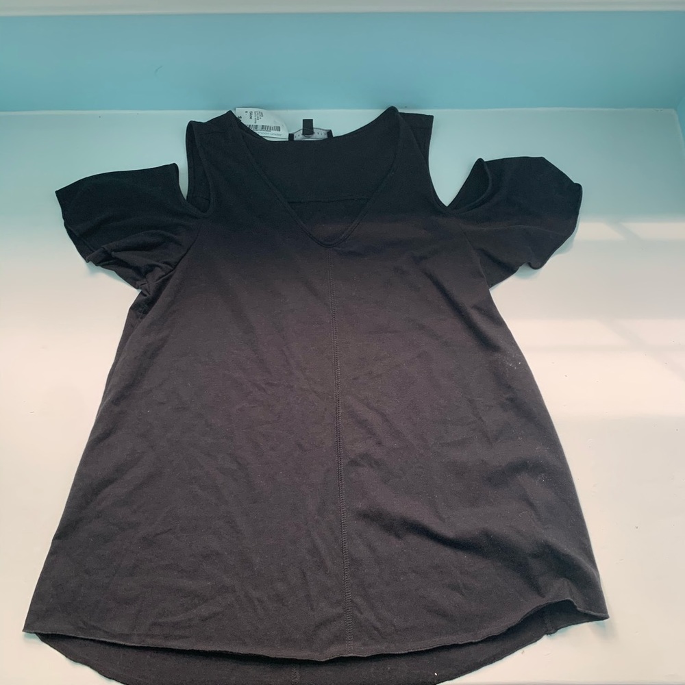 Black South Moon Under Top NEVER WORN!! size: S